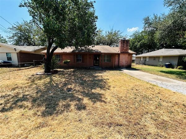 220 Texas Street, Cedar Hill, TX 75104