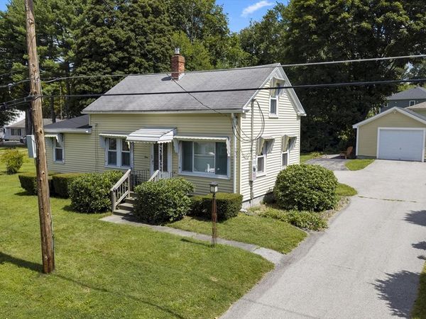 3 Prospect Ave, Dudley, MA 01571