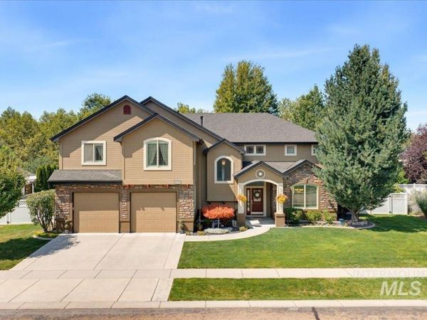 4393 N Palatine Ave., Meridian, ID 83646