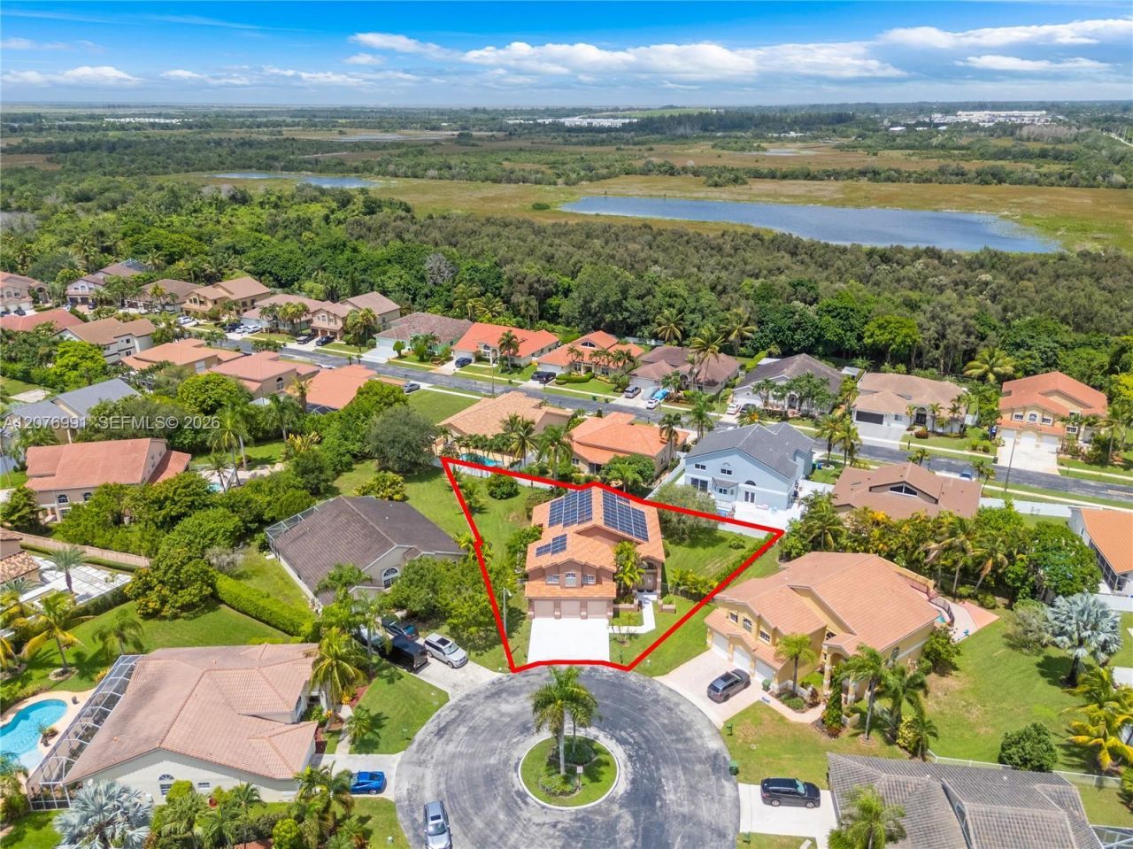 950 NW 197th Ter , Pembroke Pines, FL 33029 Photo