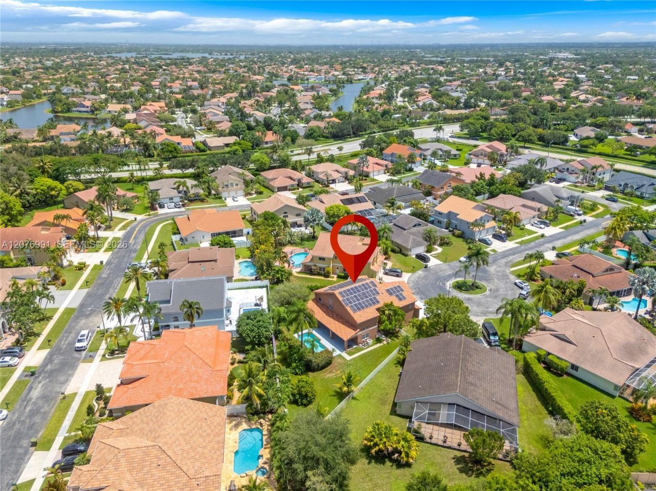 950 NW 197th Ter , Pembroke Pines, FL 33029 Photo