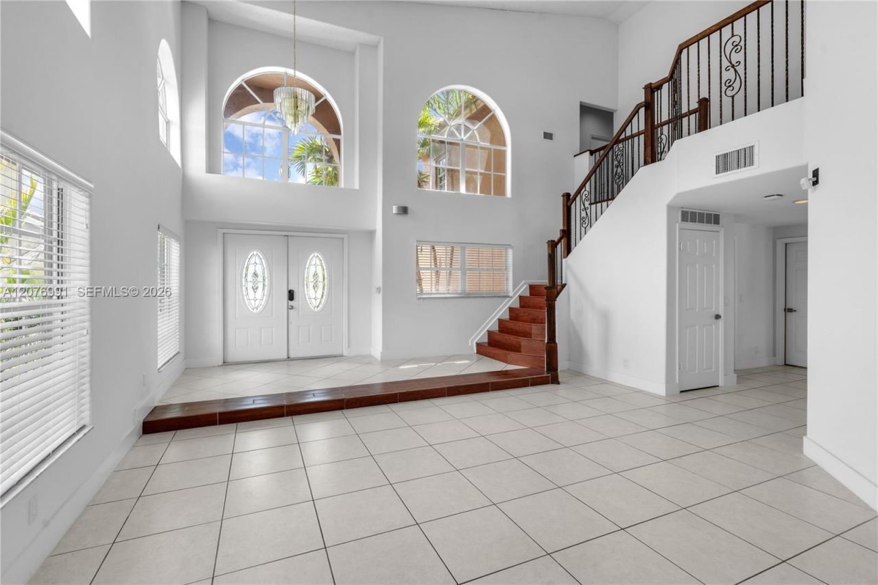 950 NW 197th Ter , Pembroke Pines, FL 33029 Photo