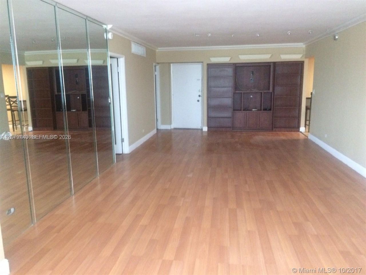 5005 Collins Ave, Unit 1202, Miami Beach, FL 33140 Photo