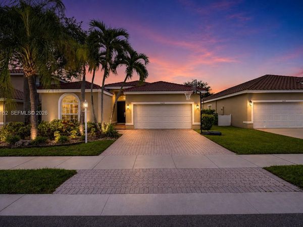 11625 NW 48th St , Coral Springs, FL 33076