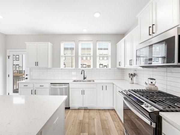 870 Mount Curve Boulevard, Unit G, Saint Paul, MN 55116