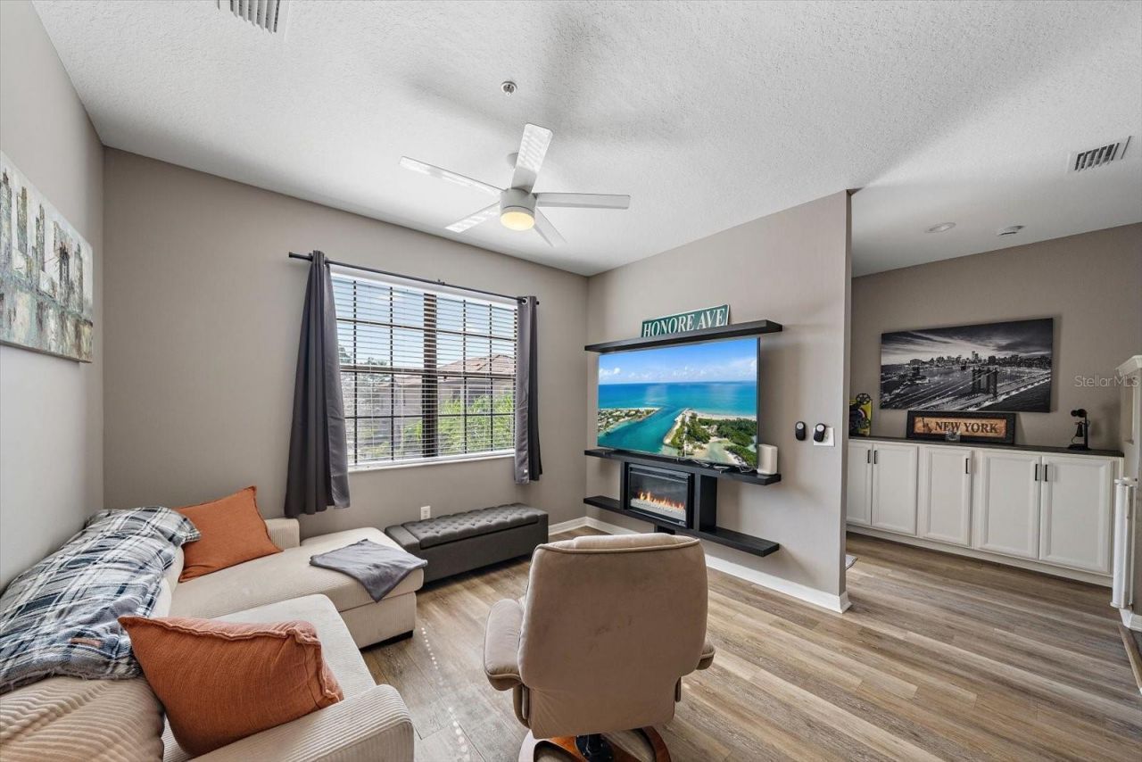 4206 Via Piedra Circle, Unit 3-202, Sarasota, FL 34233 Photo