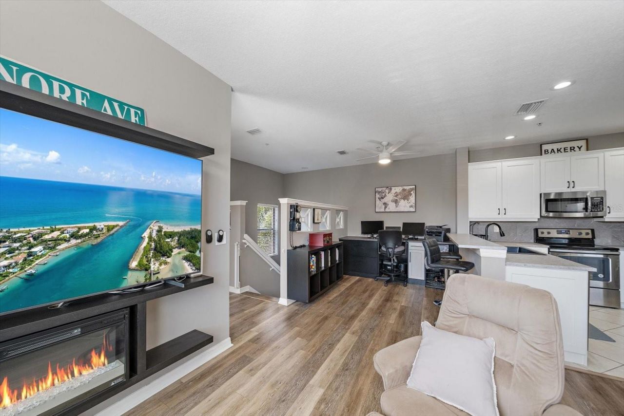 4206 Via Piedra Circle, Unit 3-202, Sarasota, FL 34233 Photo