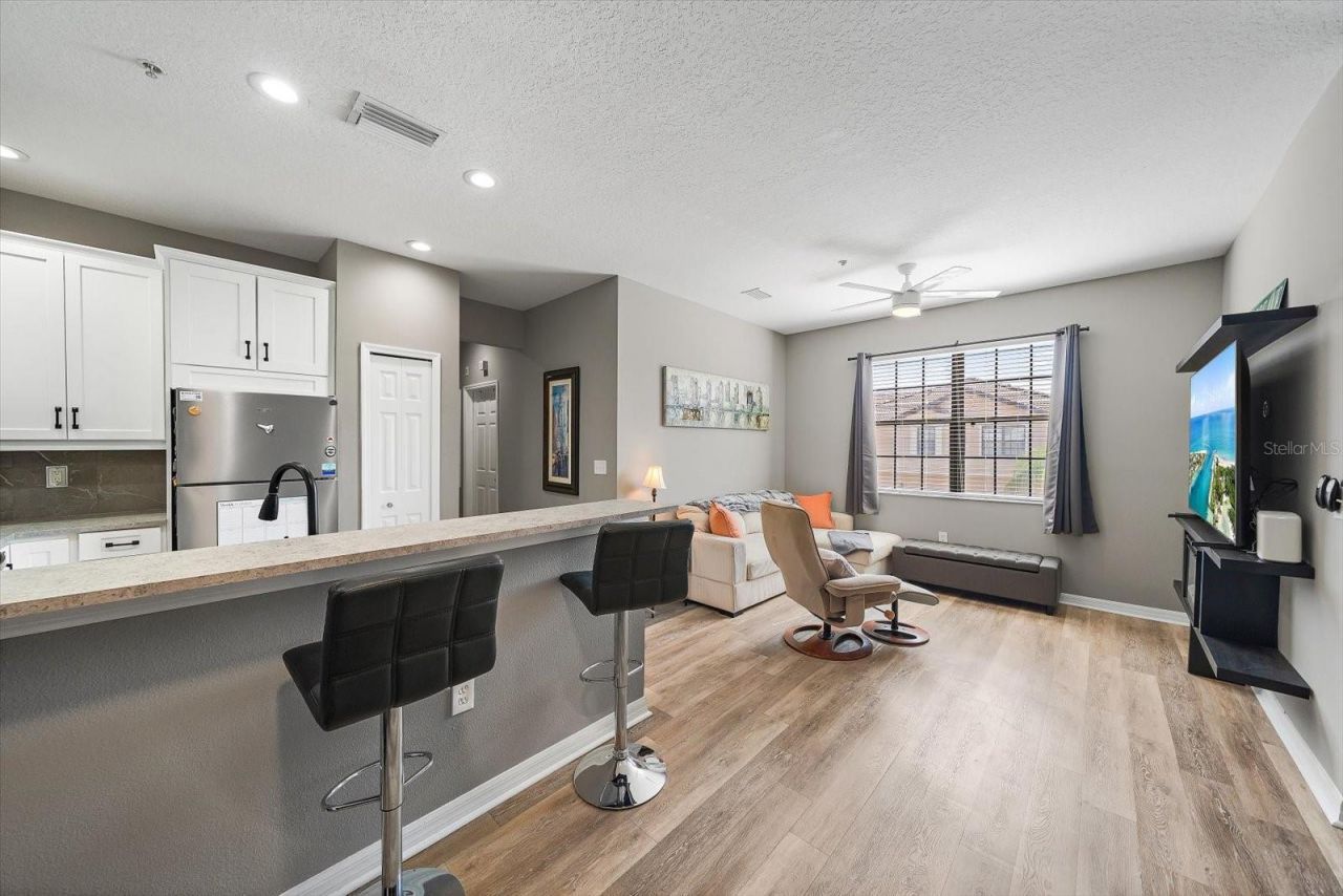 4206 Via Piedra Circle, Unit 3-202, Sarasota, FL 34233 Photo