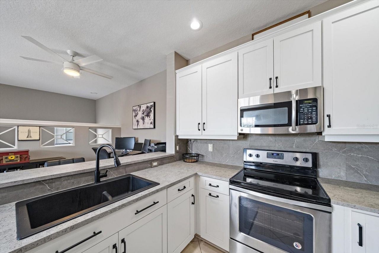 4206 Via Piedra Circle, Unit 3-202, Sarasota, FL 34233 Photo