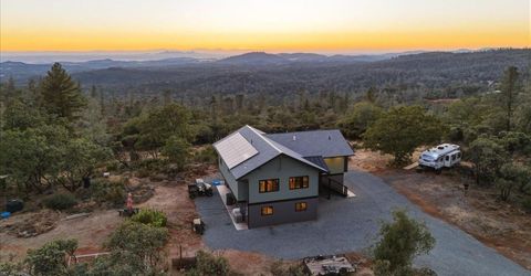 16875 Wolf Mountain Rd, Grass Valley, CA 95949 Photo