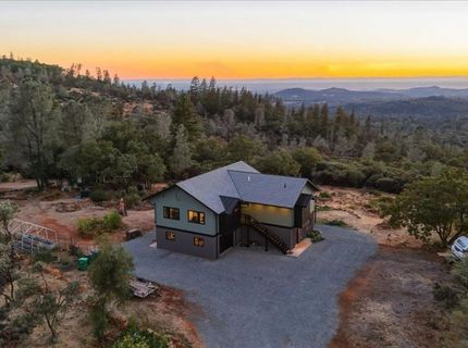 16875 Wolf Mountain Rd, Grass Valley, CA 95949 Photo