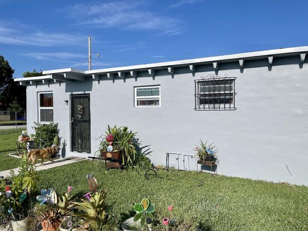 10480 SW 181st Terrace, Miami, FL 33157