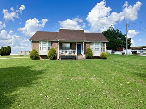 4375 Matthews Rd , Cedar Hill, TN 37032