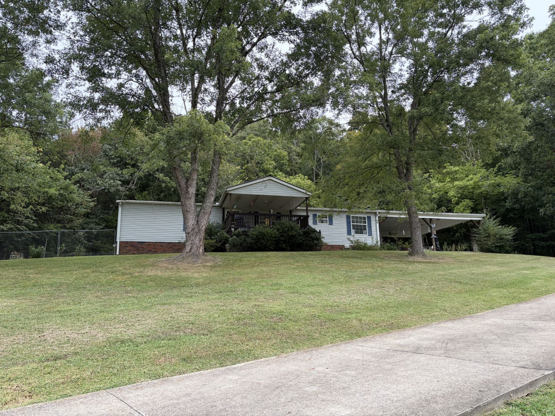 1840 Cedar Bluff Rd, Lafayette, TN 37083 Main Photo