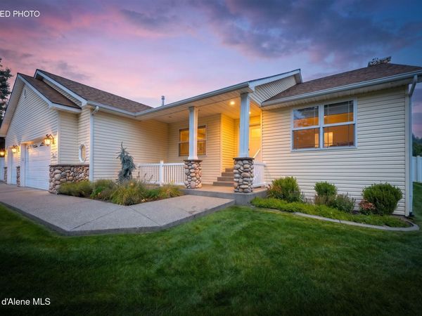 11296 N Rocking R RD, Hayden, ID 83835