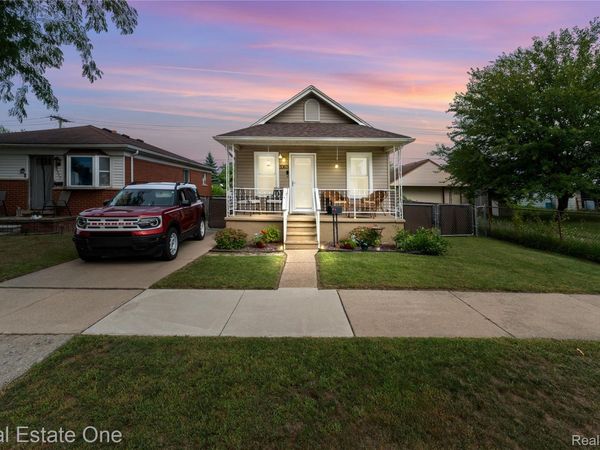 3363 16th Street , Wyandotte, Mi 48192
