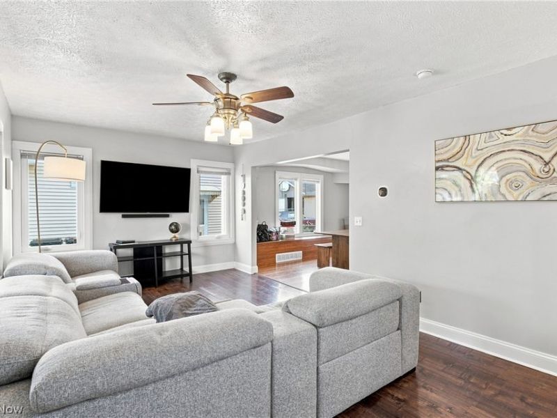 4350 W 49th Street, Cleveland, OH 44144 Photo 31