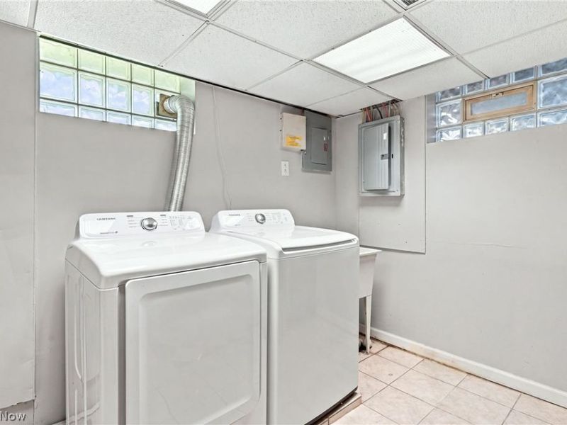 4350 W 49th Street, Cleveland, OH 44144 Photo 35