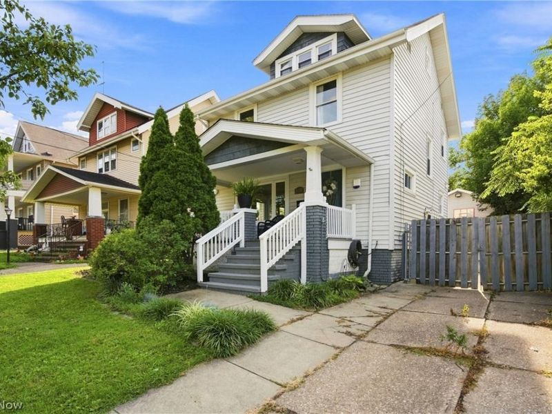 4350 W 49th Street, Cleveland, OH 44144 Photo 4