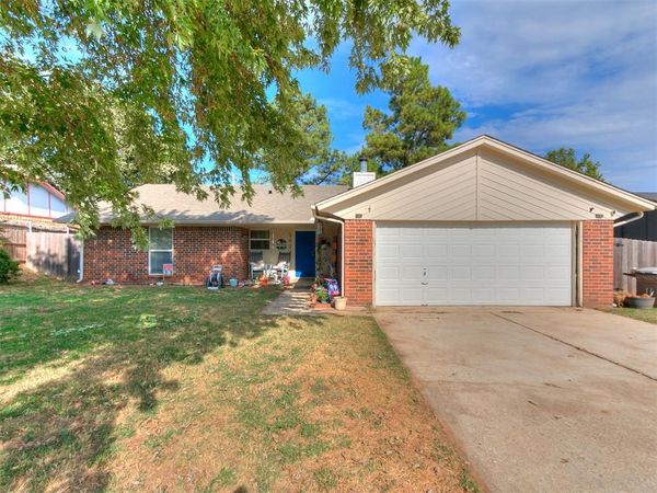 392 Echo Lane, Harrah, OK 73045