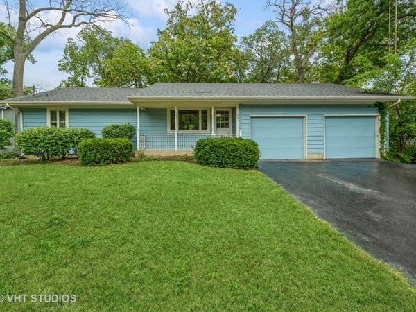 531 Lawndale Avenue , Woodstock, IL 60098