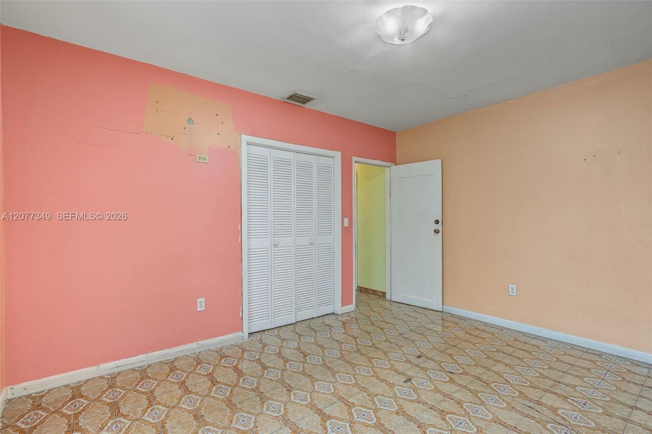 3940 NW 2nd St , Miami, FL 33126 Photo