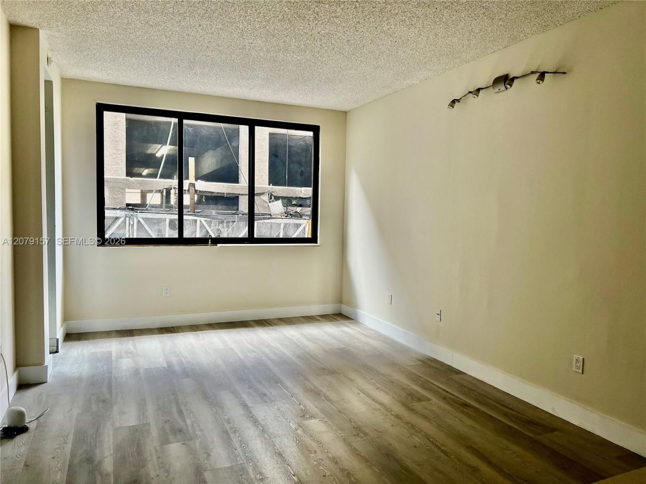 540 Brickell Key Dr, Unit 218, Miami, FL 33131 Photo
