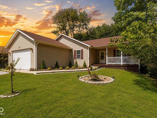 360 Gettysburg , Coatesville, IN 46121