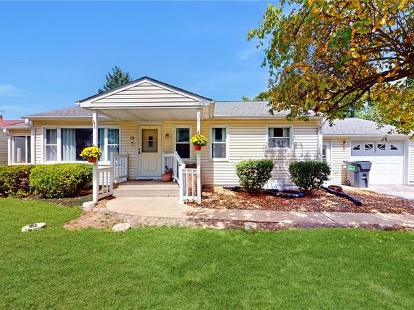 15 Fahey Place, Belleville, IL 62220