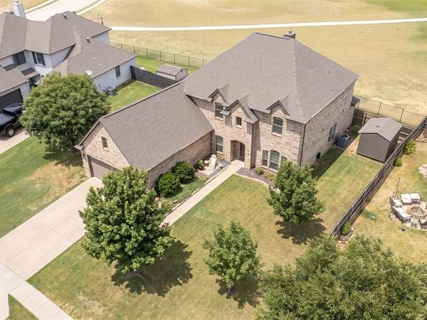 304 Creekside Trail, Argyle, TX 76226