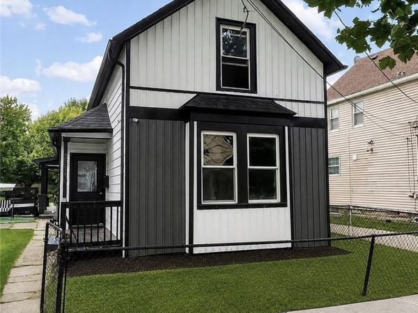 5811 Madison Avenue, Cleveland, OH 44102