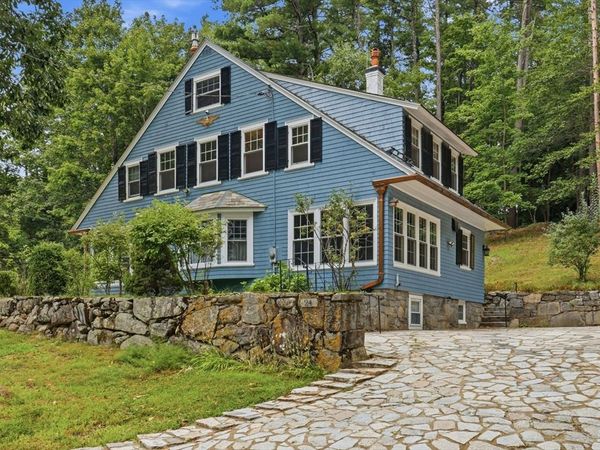 24 Hildreth Street, Westford, MA 01886