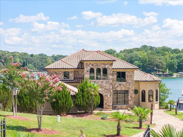 331 Blue Heron DR , Wirtz, VA 24184