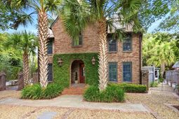 928 Richter Way photo 4