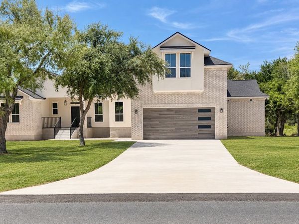 7008 CIRCLE OAK DR, Bulverde, TX 78163