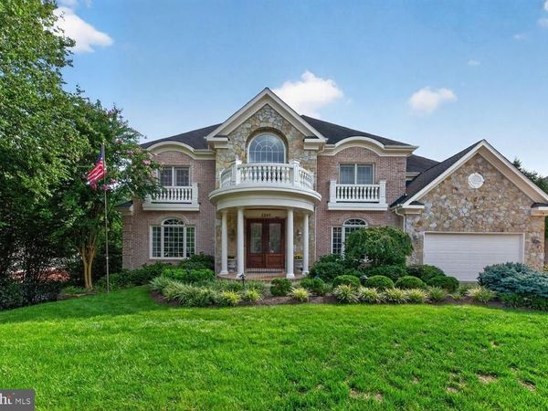 6245 LINWAY TERRACE, MCLEAN, VA 22101