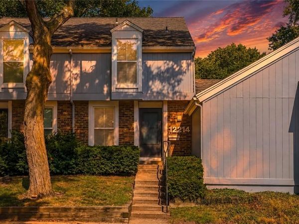 12214 W 79th Terrace, Lenexa, KS 66215