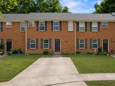 1132 Jonestown Lane, Lexington, KY 40517