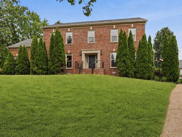 704 Postal Ct, Brentwood, TN 37027