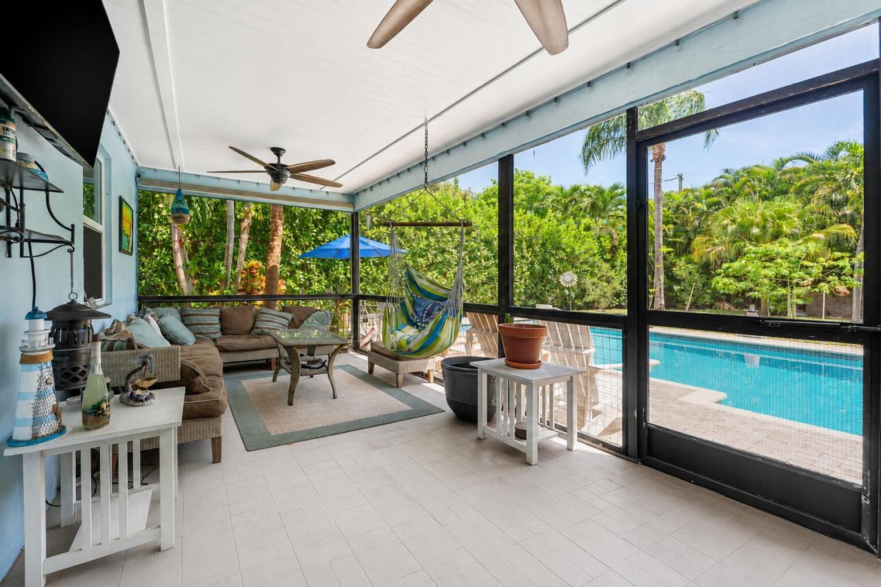 612 NW 7th Court, Boynton Beach, FL 33426 Photo