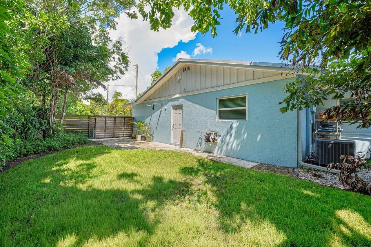 612 NW 7th Court, Boynton Beach, FL 33426 Photo