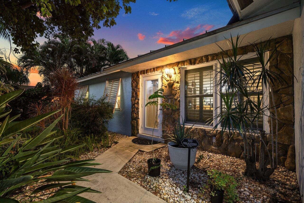 612 NW 7th Court, Boynton Beach, FL 33426 Photo