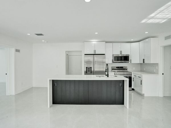 3234 TAFT Street, Hollywood, FL 33021