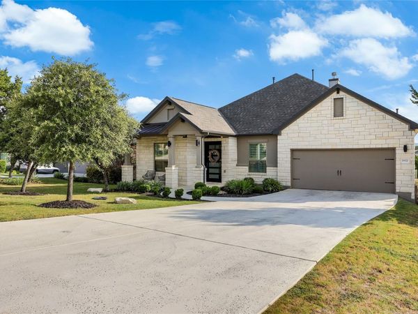 19520 Tranquility Falls PATH, Jonestown, TX 78645