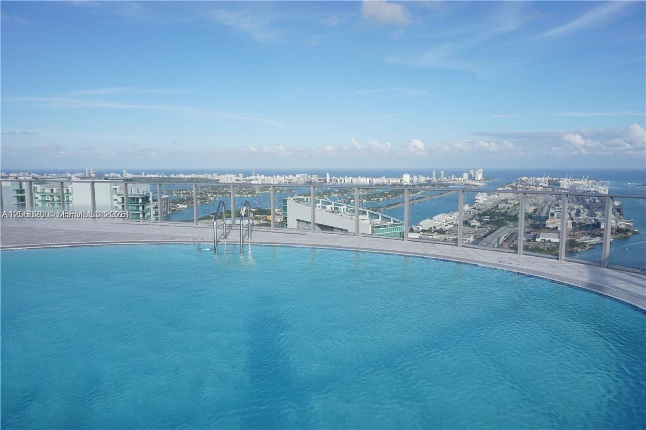 851 NE 1st Ave , Unit 2911, Miami, FL 33132 Photo