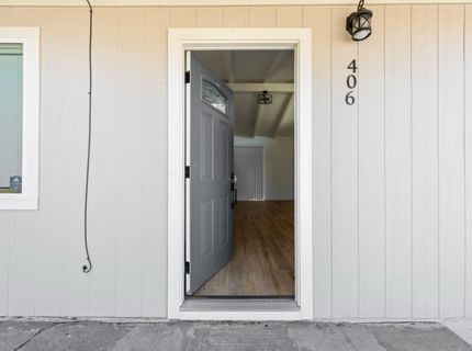 406 East St, Roseville, CA 95678 Photo