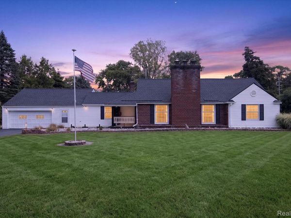 11175 Elmview Street, Romulus, Mi 48174