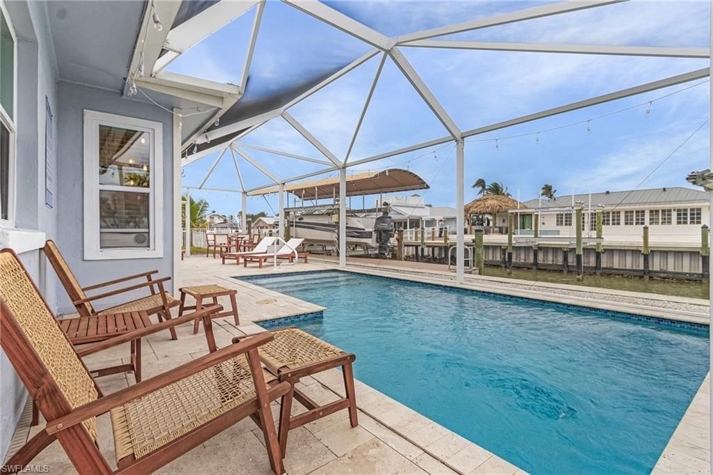 467 Madison Ct , Fort Myers Beach, FL 33931 Photo