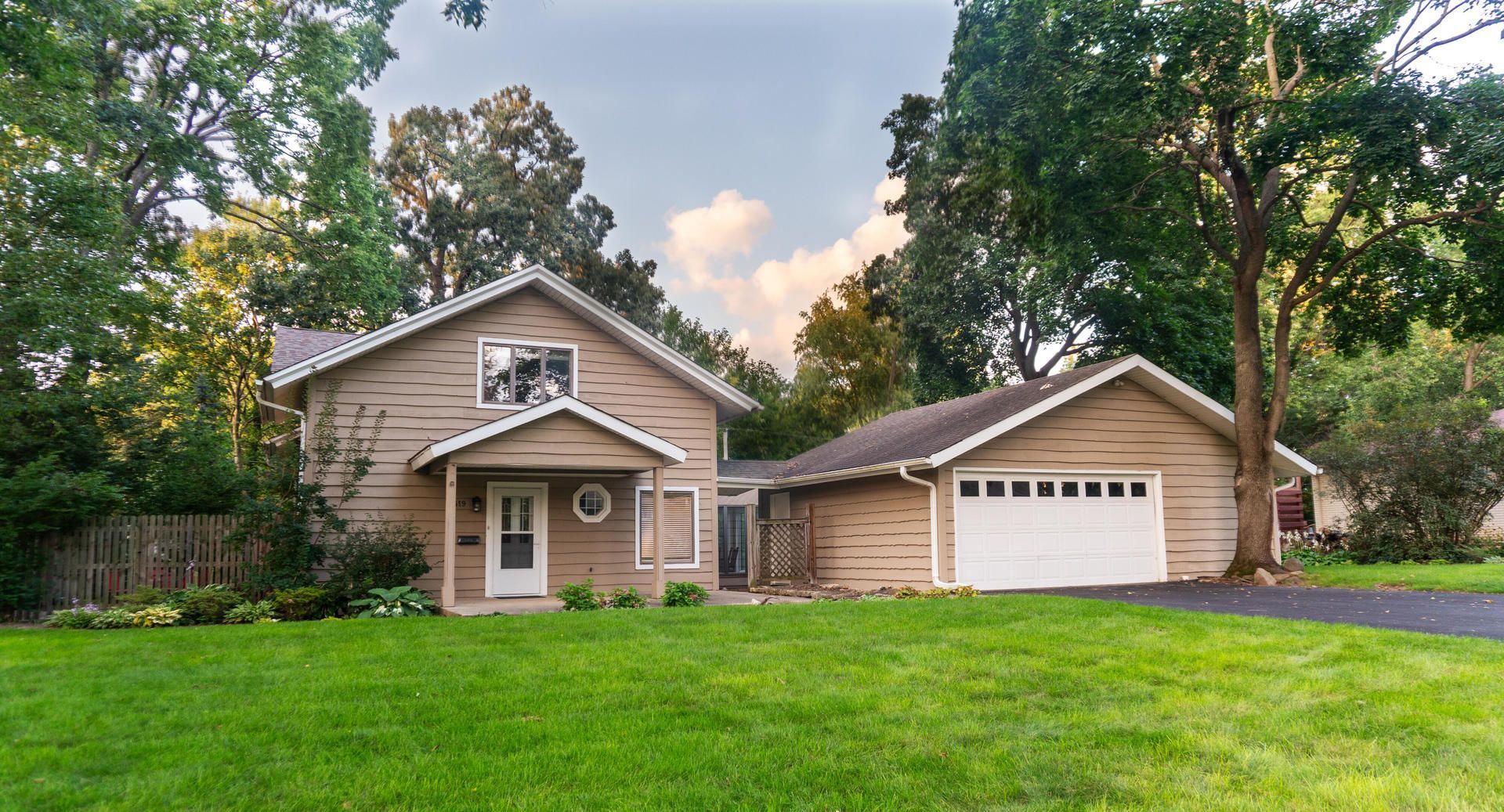 2419 Suffolk Lane, Joliet, IL 60433 Main Photo