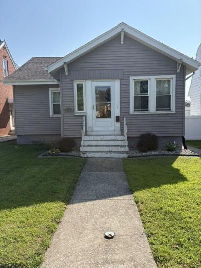 2125 Lake Avenue, Whiting, IN 46394 Main Photo